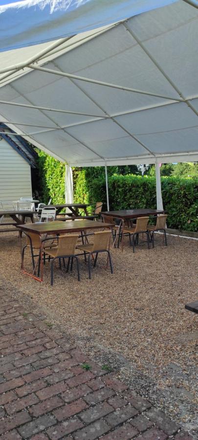 Garden Flat At The Infamous Piltdown Man Pub Apartment Fletching Luaran gambar